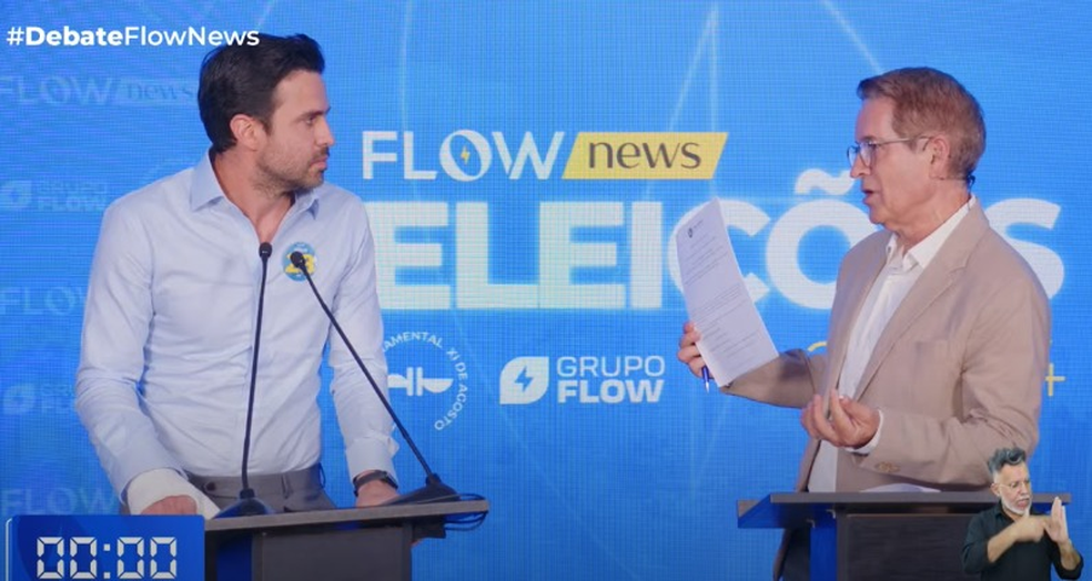 Pablo Marçal (PRTB) é expulso do debate entre os candidatos à Prefeitura de SP, promovida pelo Flow Podcast na noite desta segunda-feira (23). — Foto: Reprodução/Youtube