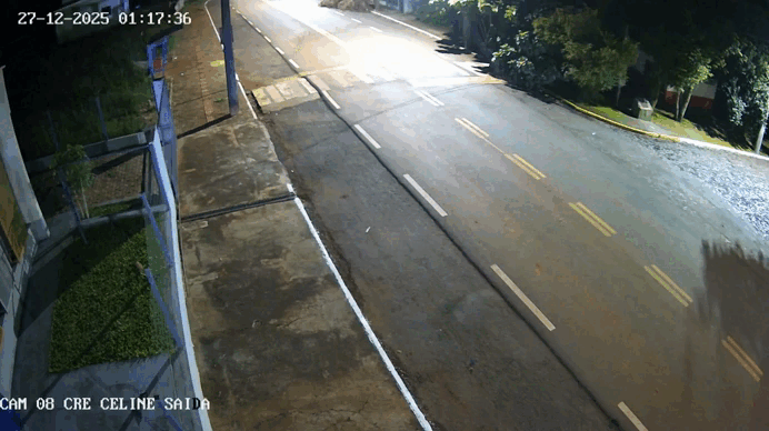 VÍDEO: policial é arrastado por 300 metros após tentativa de abordagem no RS; suspeito está foragido