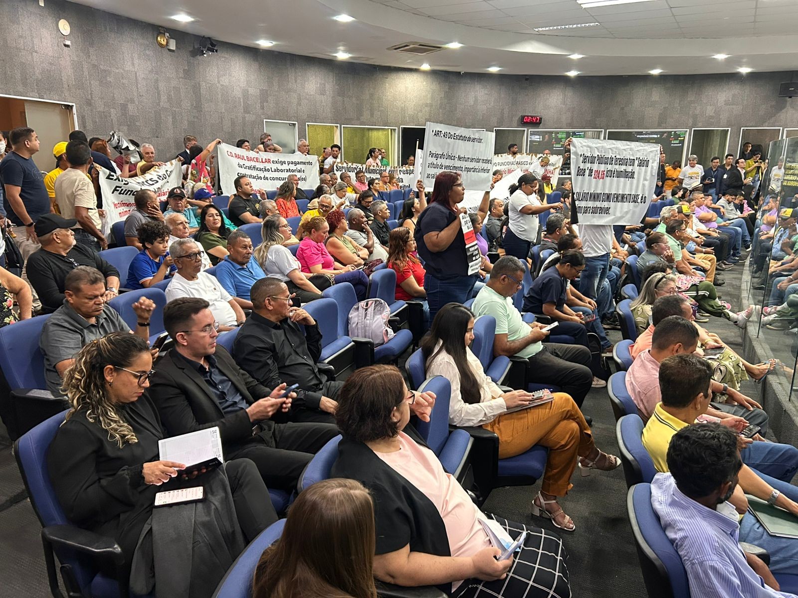 LOA 2026: Câmara de Teresina aprova orçamento de R$ 6 bi e discute salário de servidores