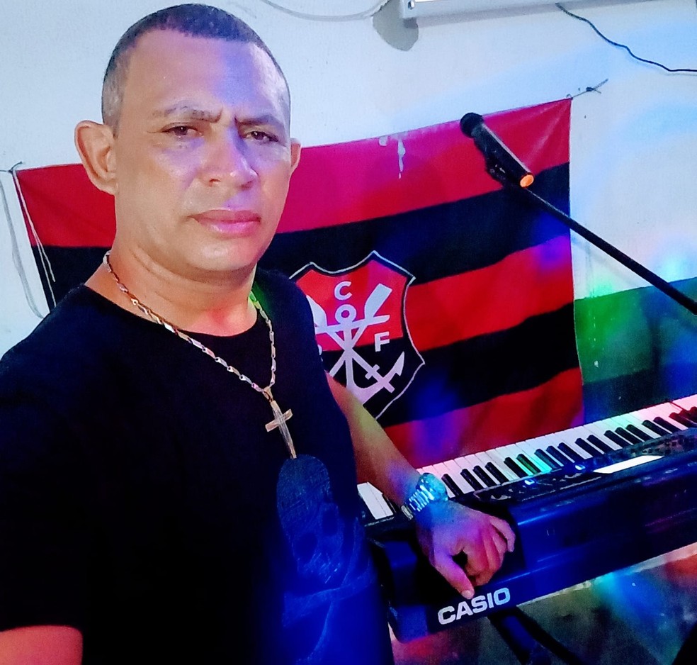 Amigos relataram que a vítima era apaixonada pela música. — Foto: Reprodução redes sociais