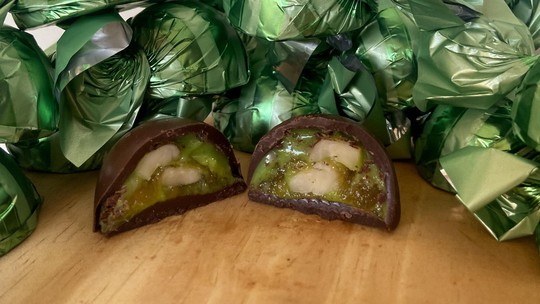 Sorvetes e bombons de pistache e cupuaçu: chefs criam mistura de sabores para COP 30 - Comerciantes apostam em elementos regionais, como cupuaçu e castanha, e no pistache, de origem estrangeira, para criar novos sabores especiais para o evento climático. A estratégia também é usada para encantar quem pretende conhecer mais da cultura paraense.