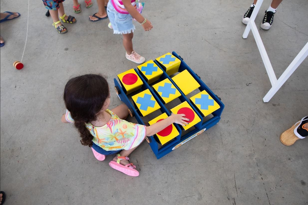 Jogos de tabuleiro simples ajudam crianças a avançar em matemática