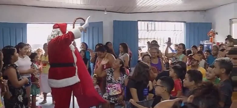 Campanha 'Natal Pai D’Égua' da TV Liberal leva alegria e brinquedos a crianças em Belém