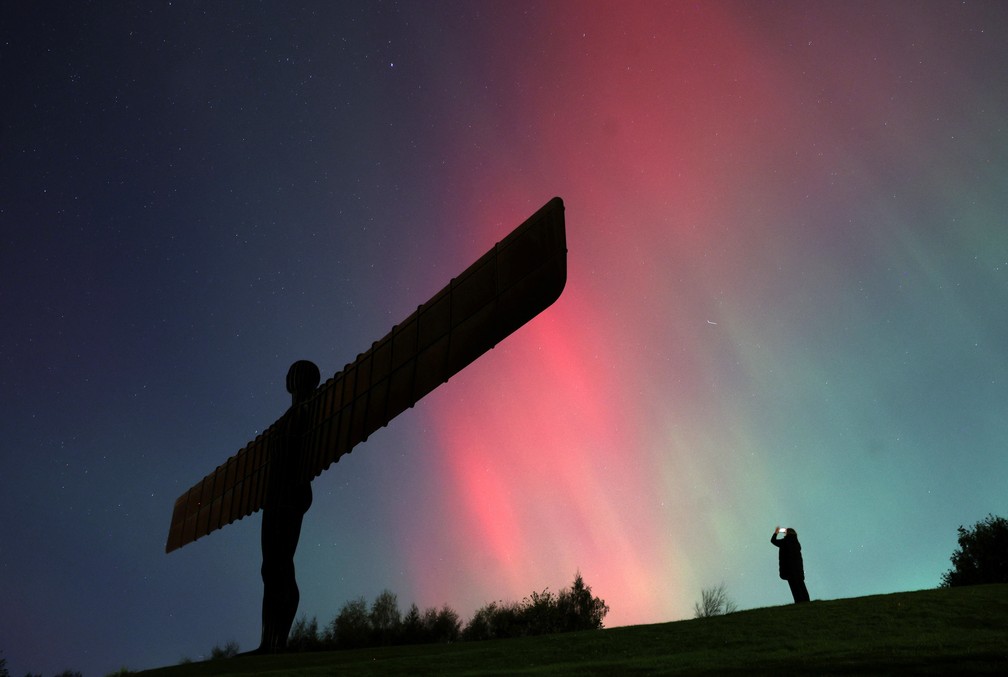 2024-10-10t222940z-263756564-rc2yhaa57pe7-rtrmadp-3-britain-weather-northern-lights As melhores fotos da aurora boreal pelo mundo, após nova tempestade solar