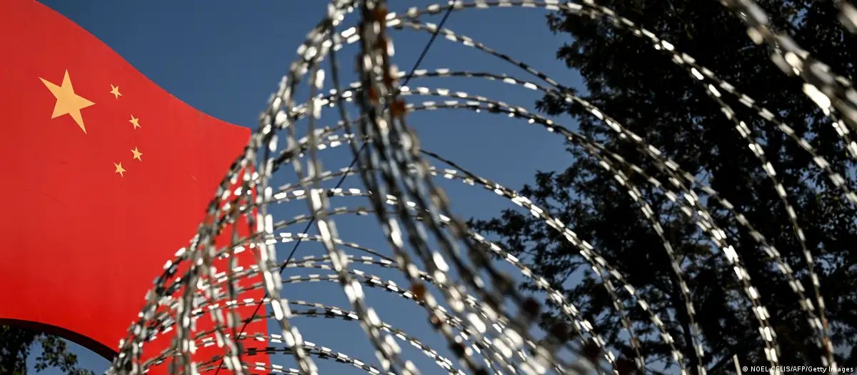 China confirma detenção de americano por suposta espionagem
