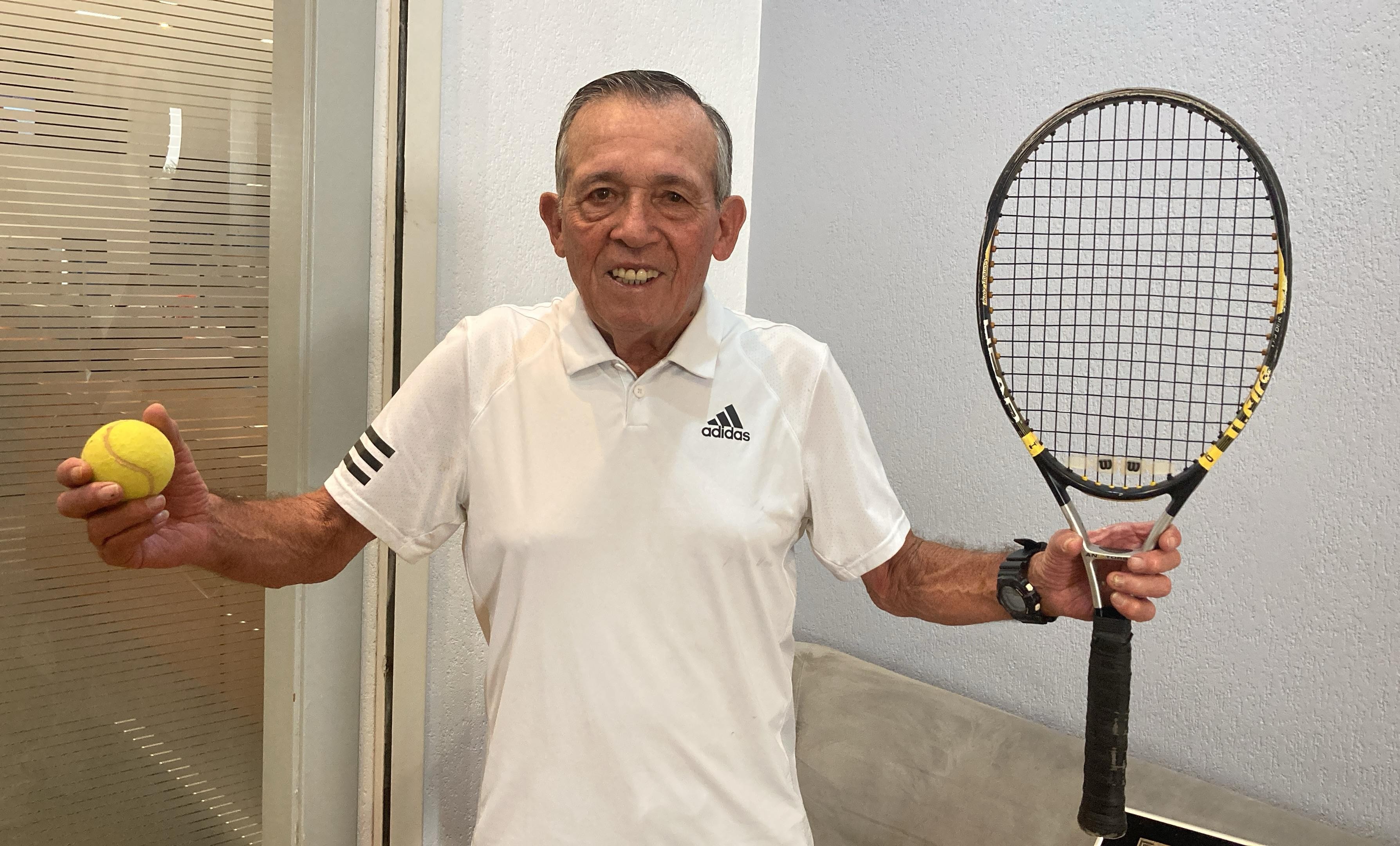 Aos 72 anos, professor de Itapetininga já disputou mais de 200 campeonatos de tênis e segue treinando todos os dias: 'Não tem idade'