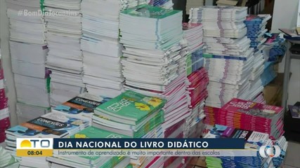 Dia nacional do livro didático: Entenda a importância deste material para o ensino