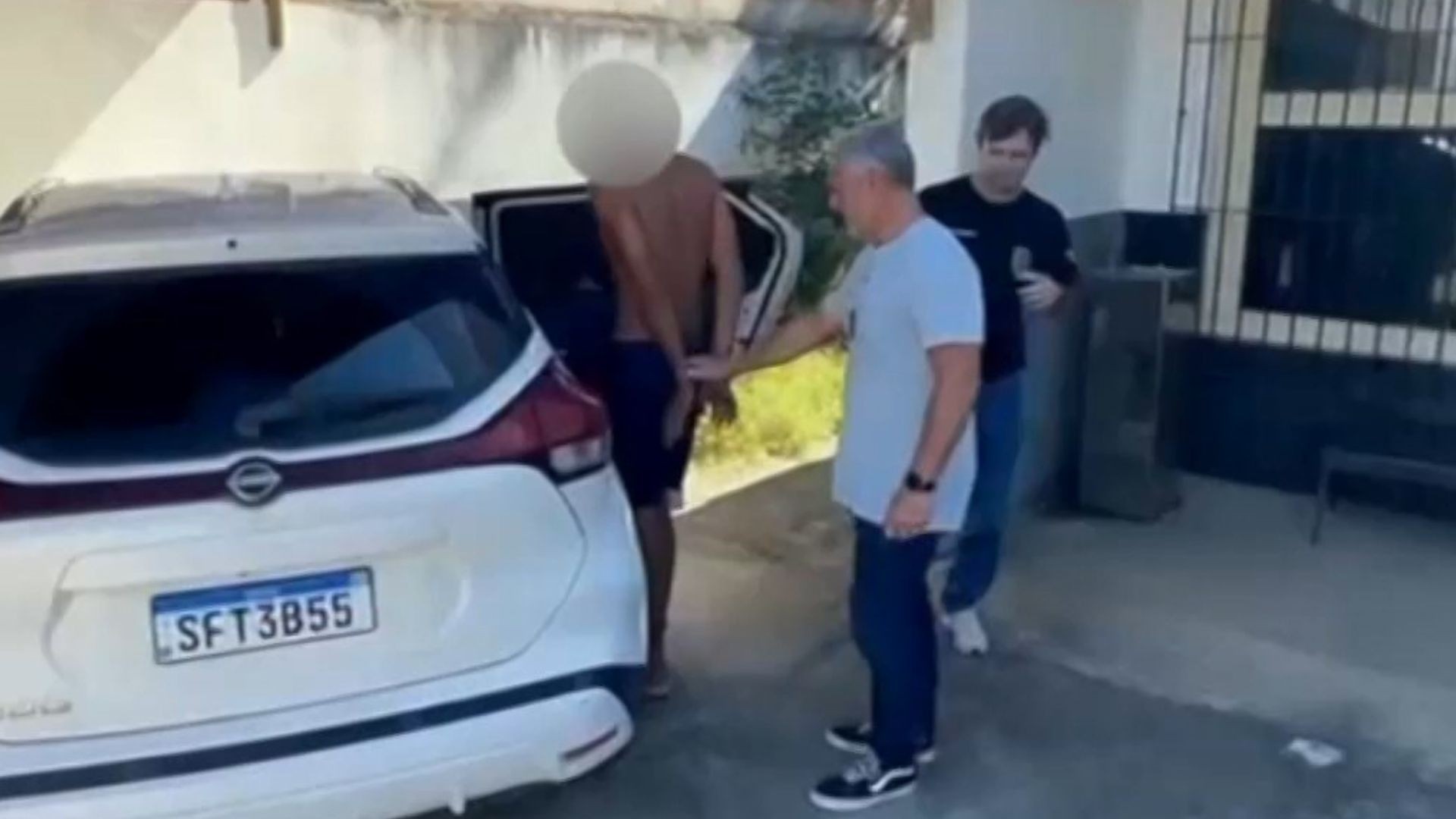 Homem é preso por manter esposa e filho em cárcere privado e fazer ameaças de morte no ES