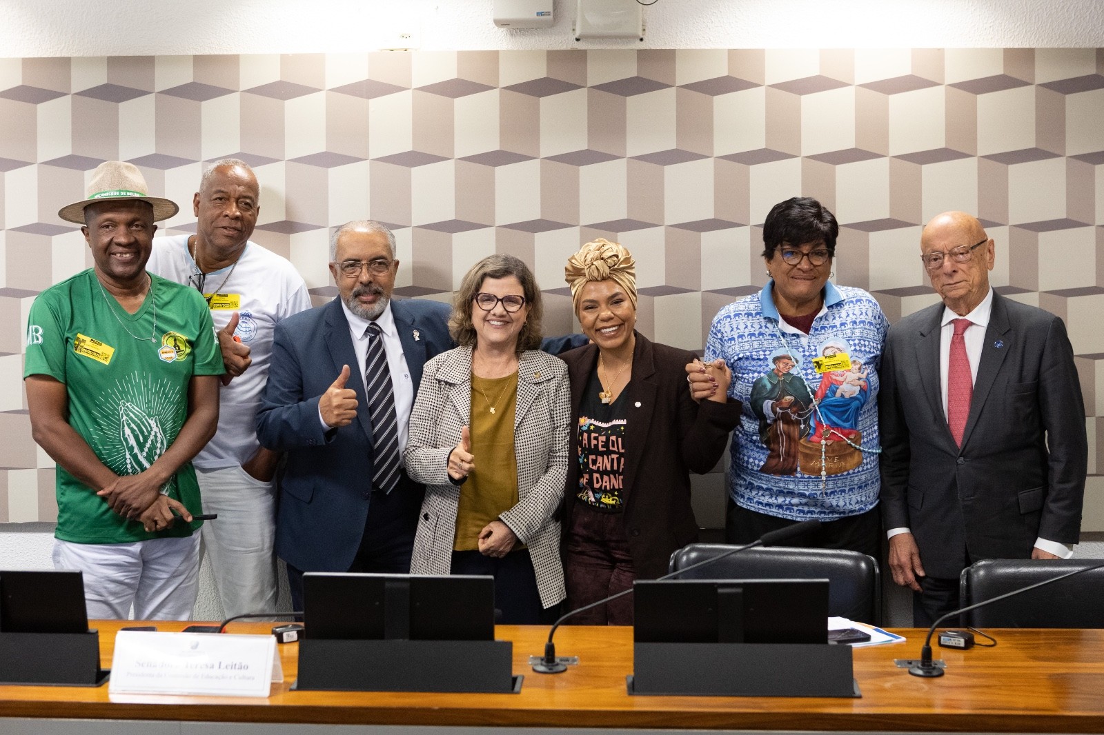 Projeto que cria Dia Nacional dos Congadeiros e Reinadeiros é aprovado no Senado