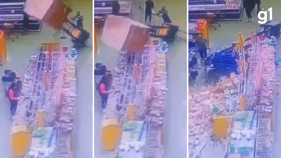 Cliente é atingida por carregamento de leite condensado em atacado no RS — Foto: Reprodução/Redes Sociais