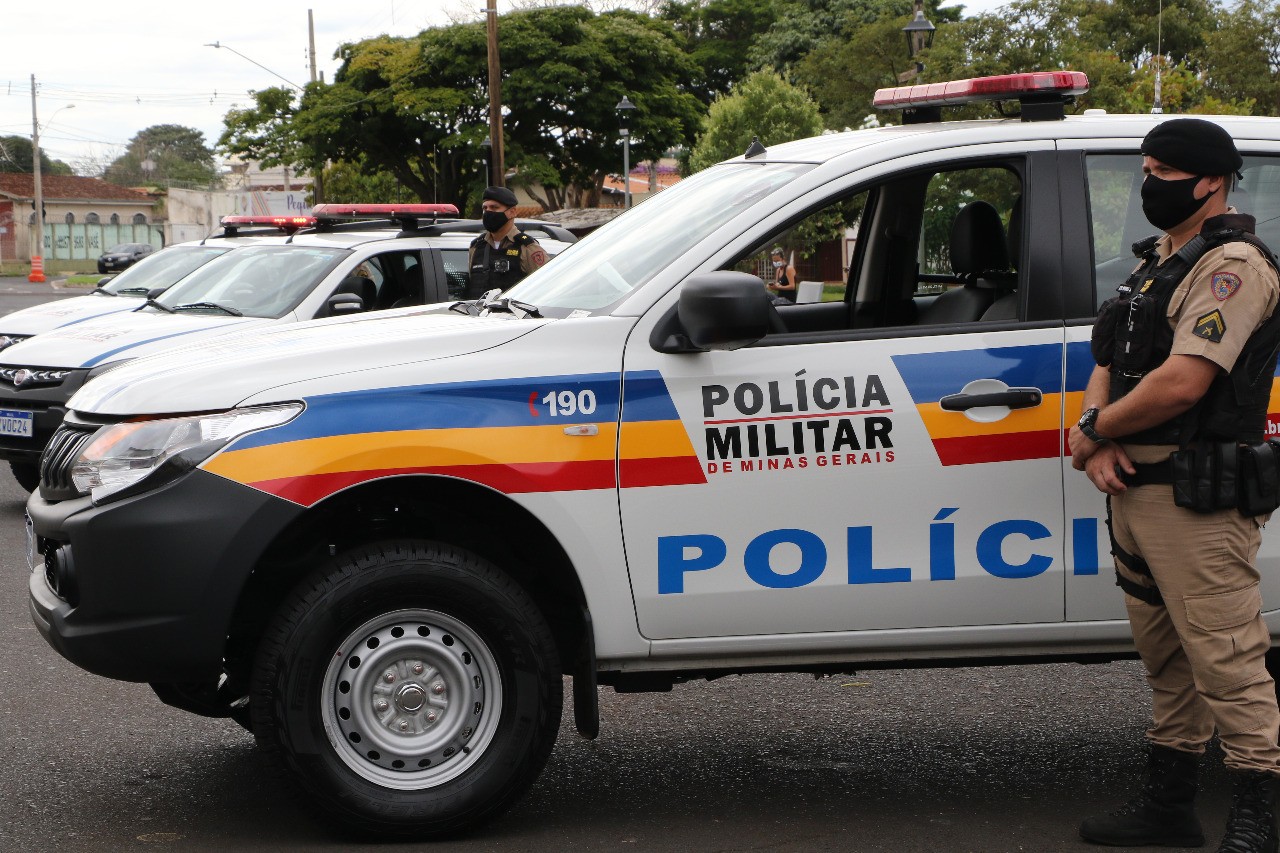 Mulher dá facada no peito do filho durante discussão em Uberaba