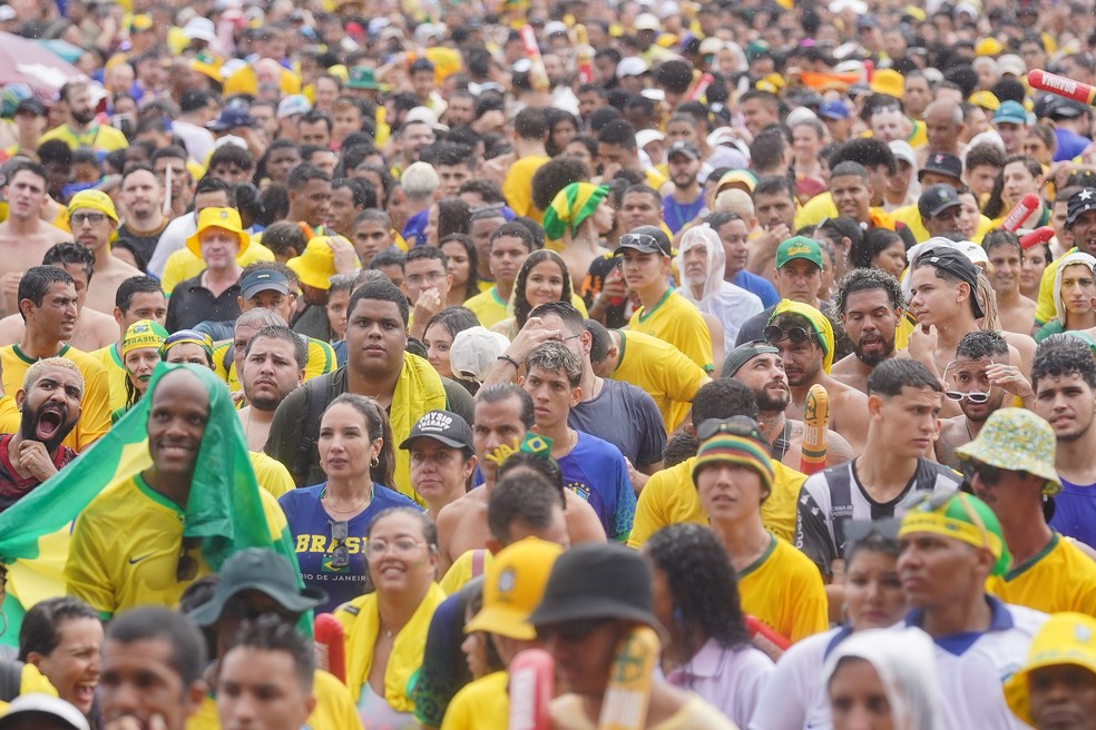 Notícia - #VemPraPraça: Jogo do Brasil será transmitido ao vivo na Praça 9  de Julho - Prefeitura Municipal de Fartura