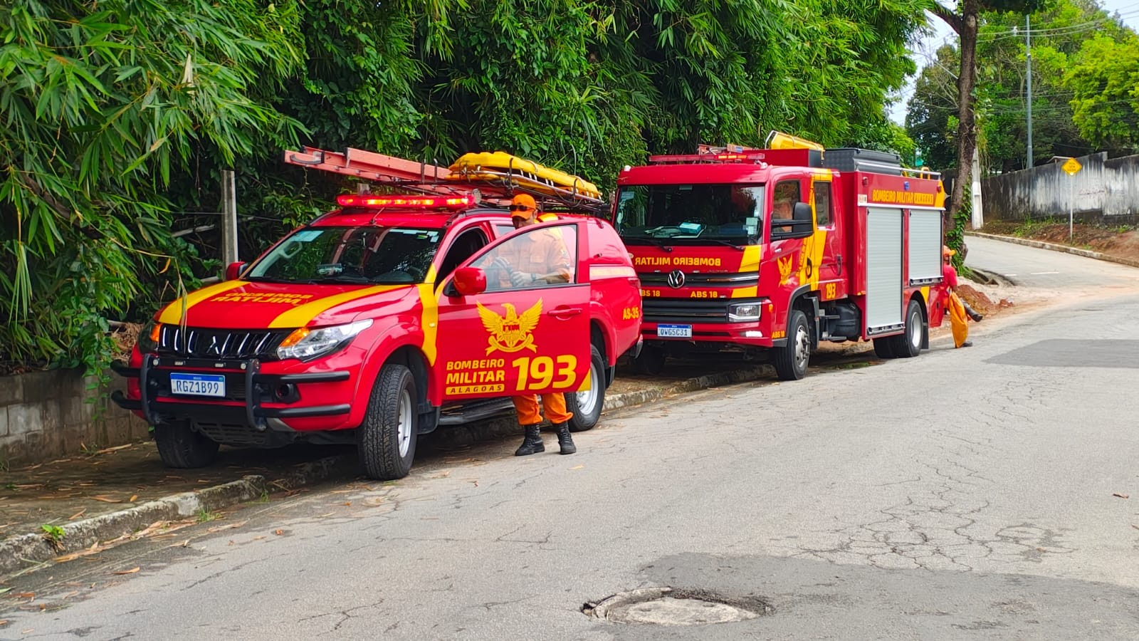  Bombeiros fazem buscas por mulher que desapareceu em Maceió após marcar encontro 