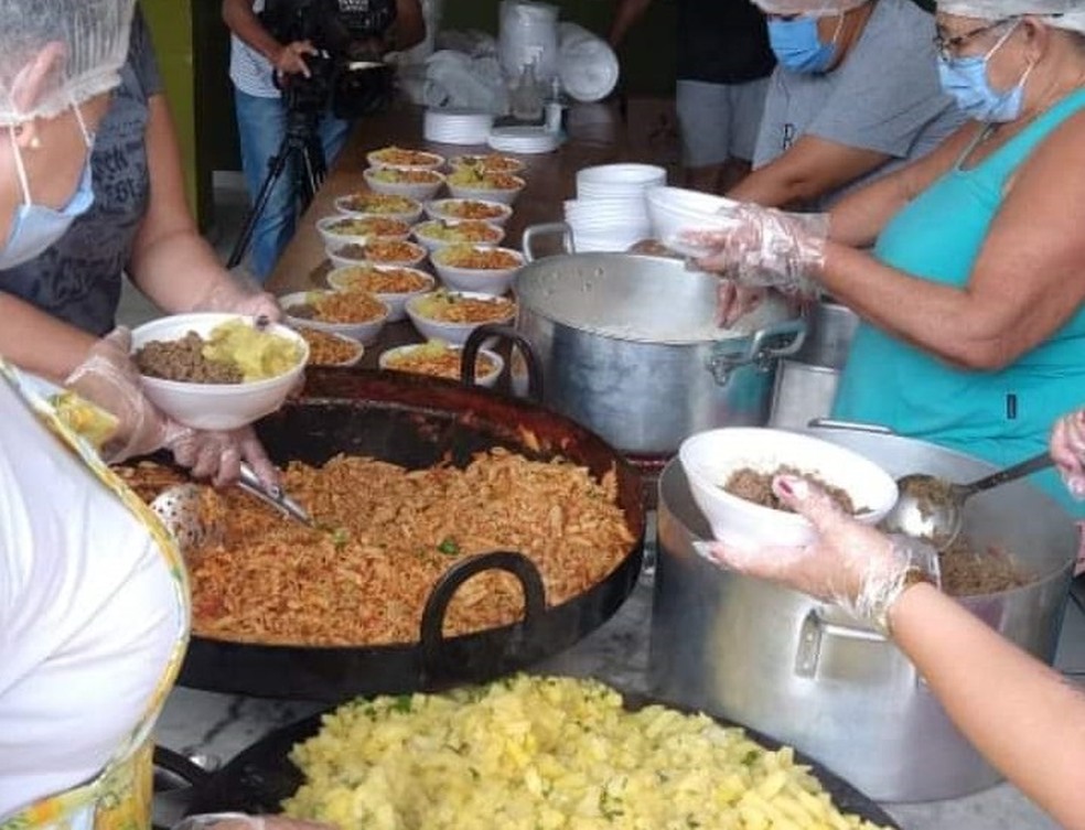 VIRAMOS COMIDAS DOIDAS NO MARRETÃO - O RETORNO 😂 