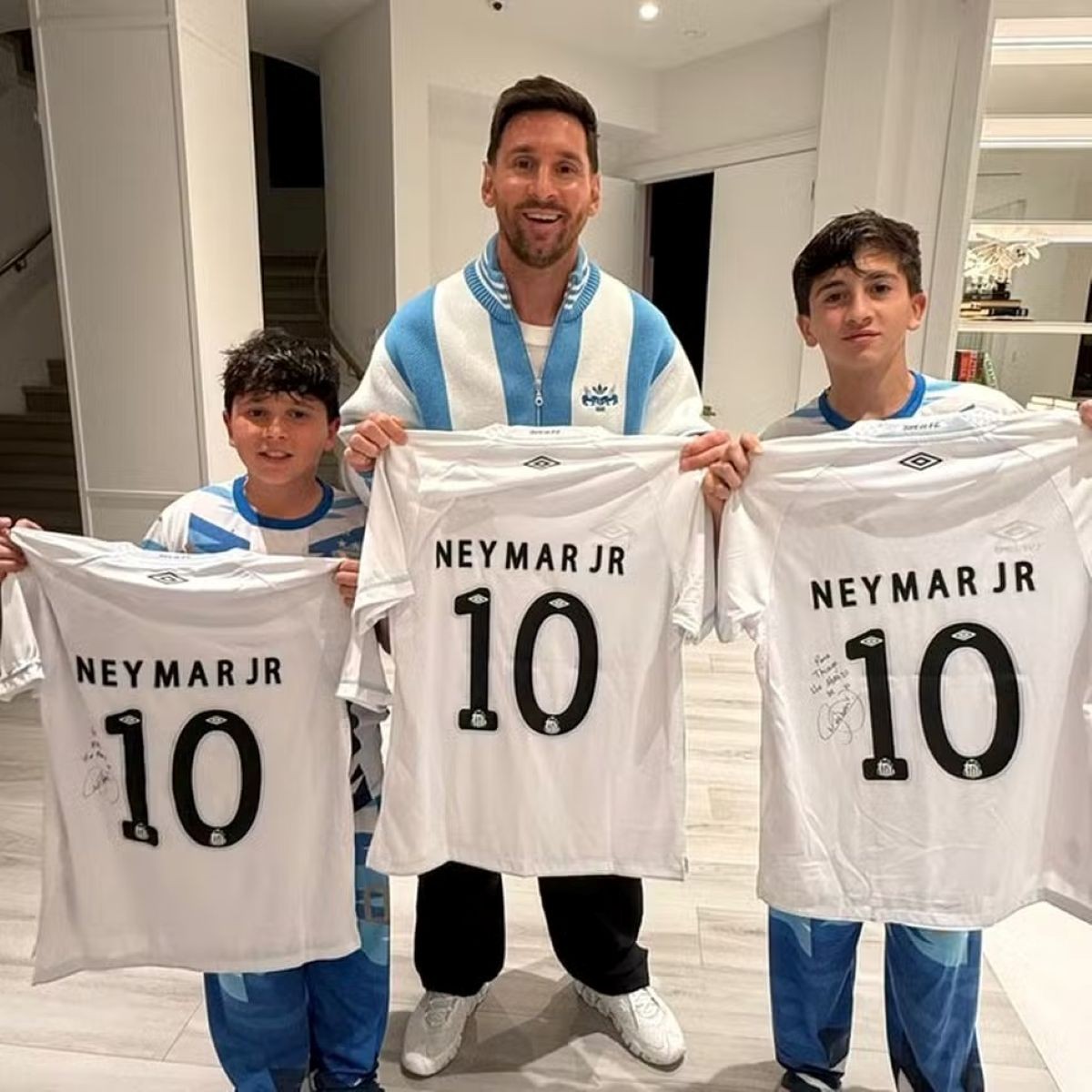 Passagem pelo Porto de Santos mudou nome e história da família de Messi antes da ida à Argentina; entenda