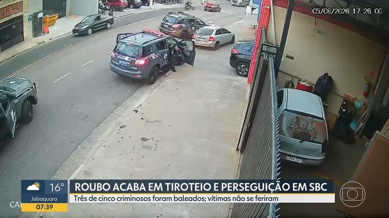 Troca de tiros durante perseguição termina com três baleados e duas vítimas libertadas em São Bernardo do Campo
