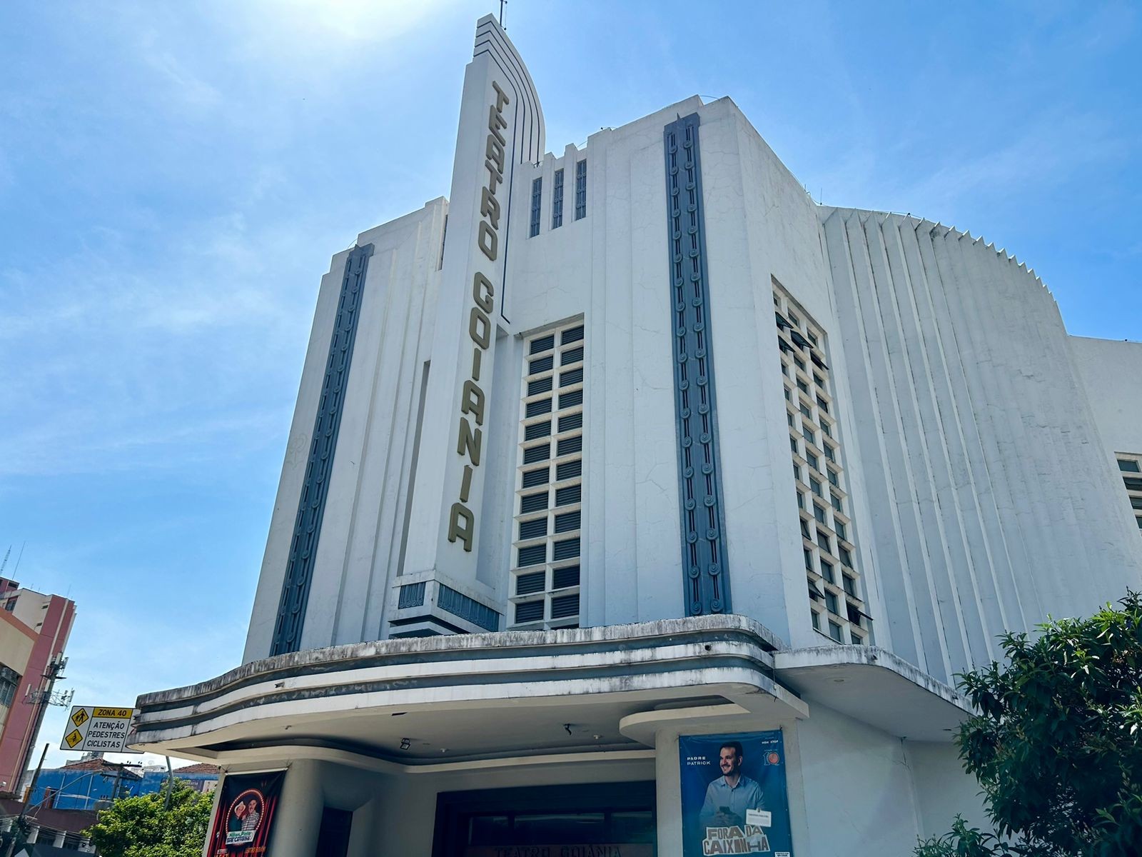 Teatro Goiânia, no centro de Goiânia, Goiás