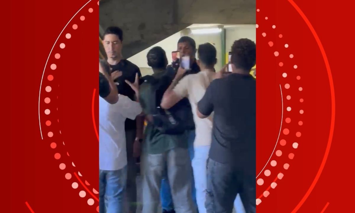 Diretor e estudante da Ufba registram queixa contra deputado estadual após confusão 