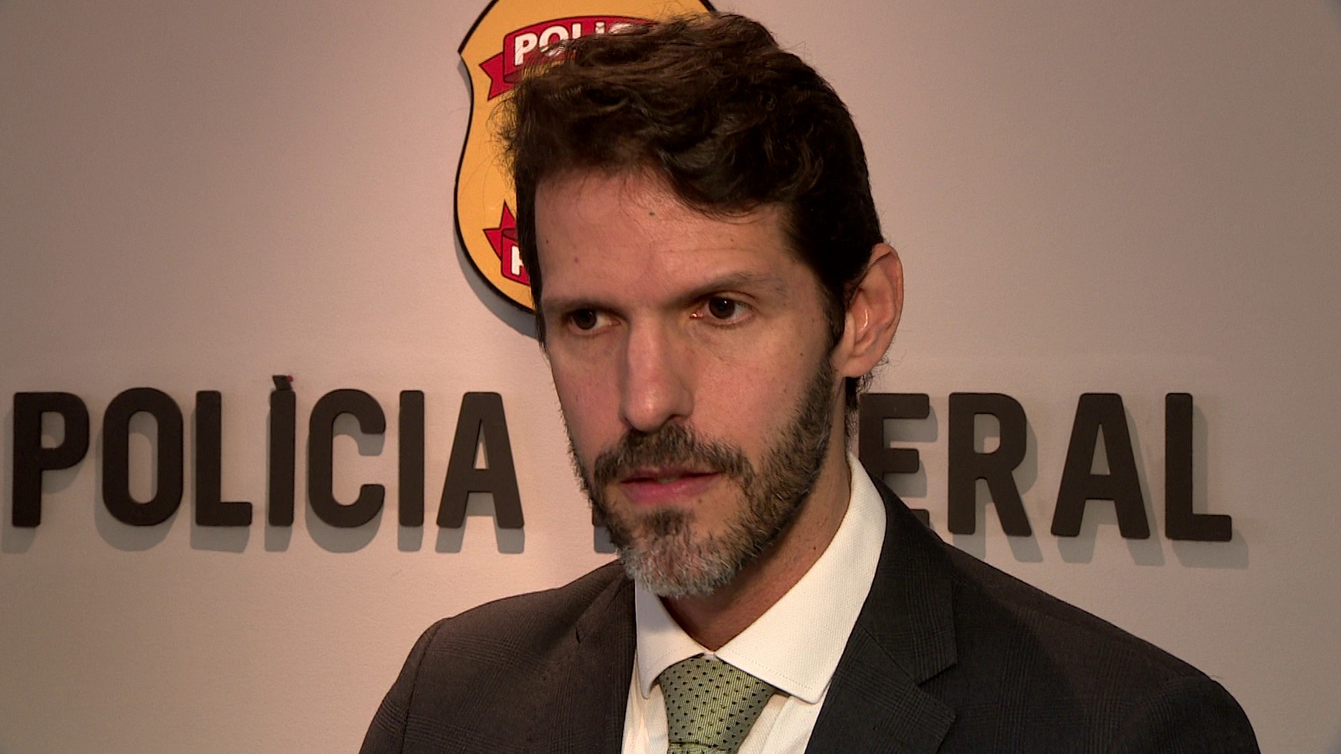 Grupo suspeito de golpe milionário chegou a desviar R$ 250 mil de um só cliente da Caixa, diz polícia