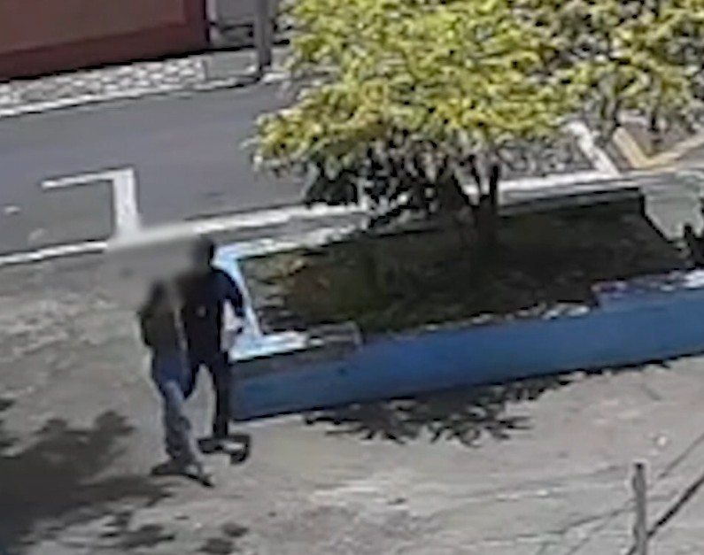 VÍDEO exclusivo mostra momento em que empresária é rendida e sequestrada no interior de SP