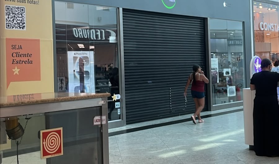 Homens armados assaltam loja de celular dentro de shopping em Belém