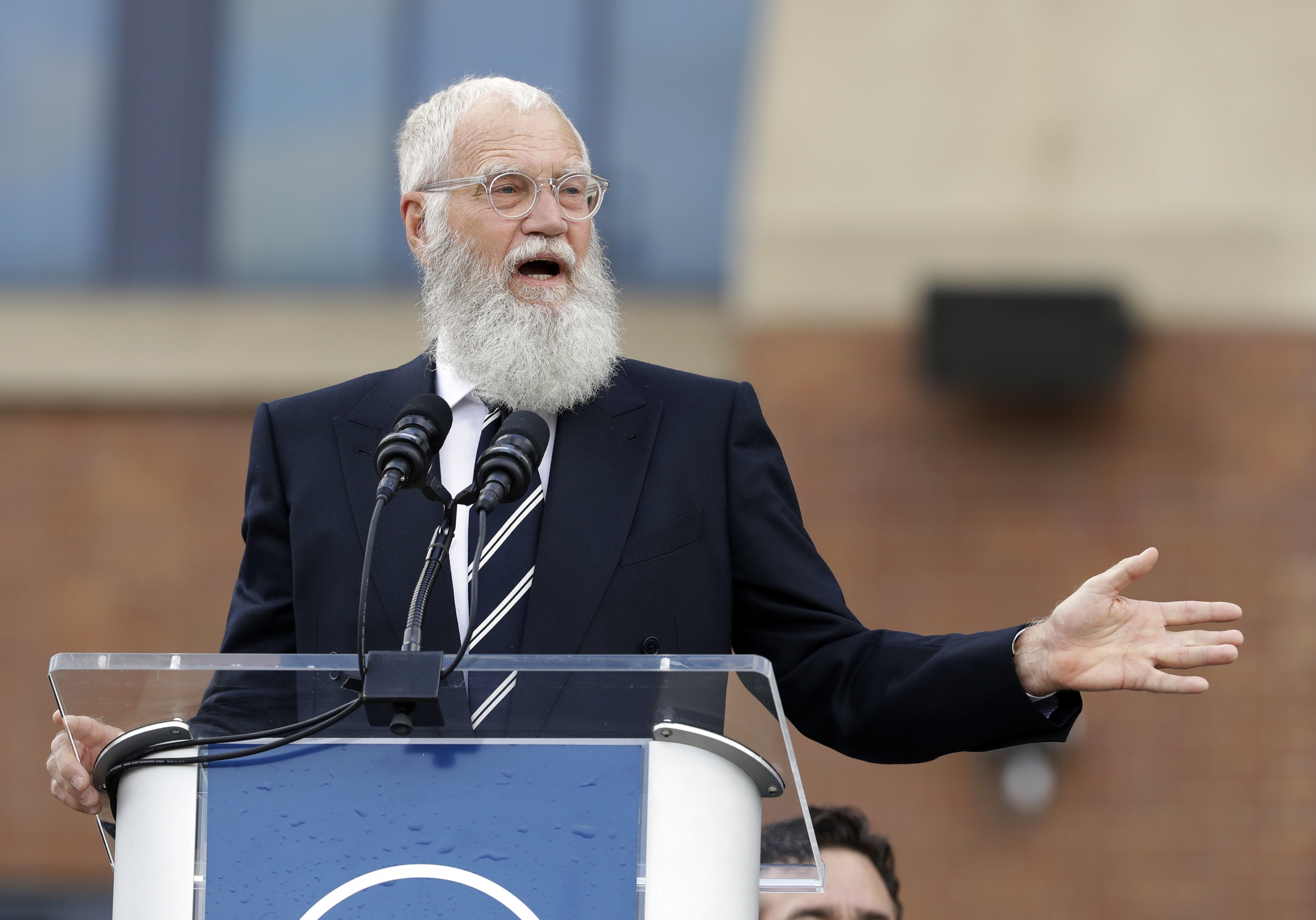 David Letterman comenta suspensão de Jimmy Kimmel: 'É ridículo'