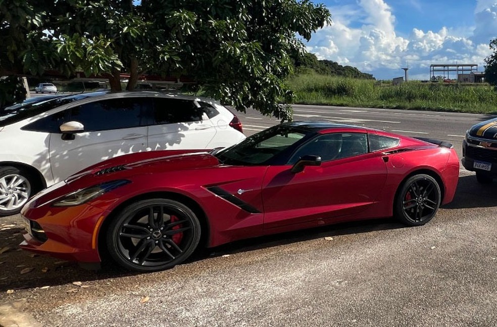 Carro Corvette é um dos bens que será leiloado pelo Tribunal do Trabalho do RN na próxima sexta (28) — Foto: Divulgação