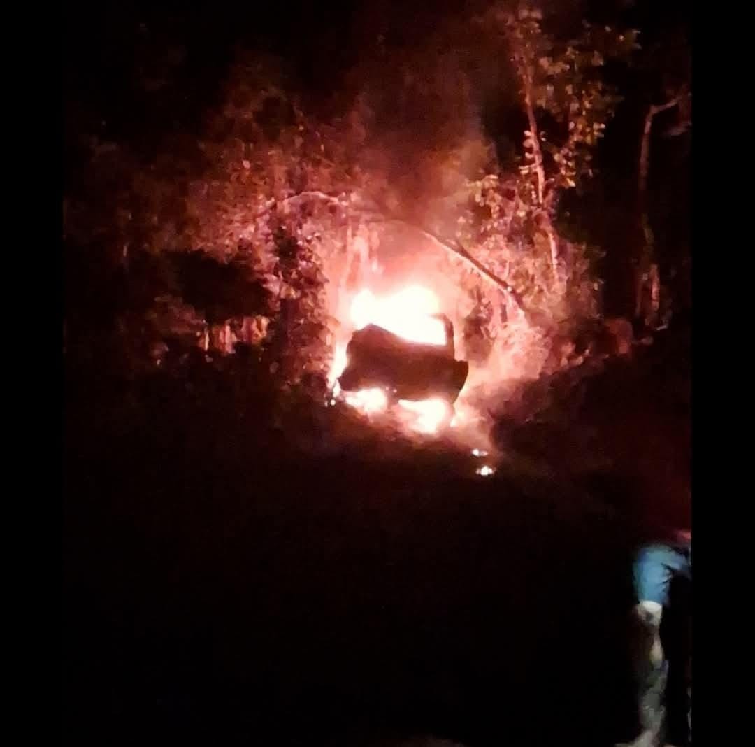 Casal de vendedores morre após carro bater e pegar fogo na MT-490