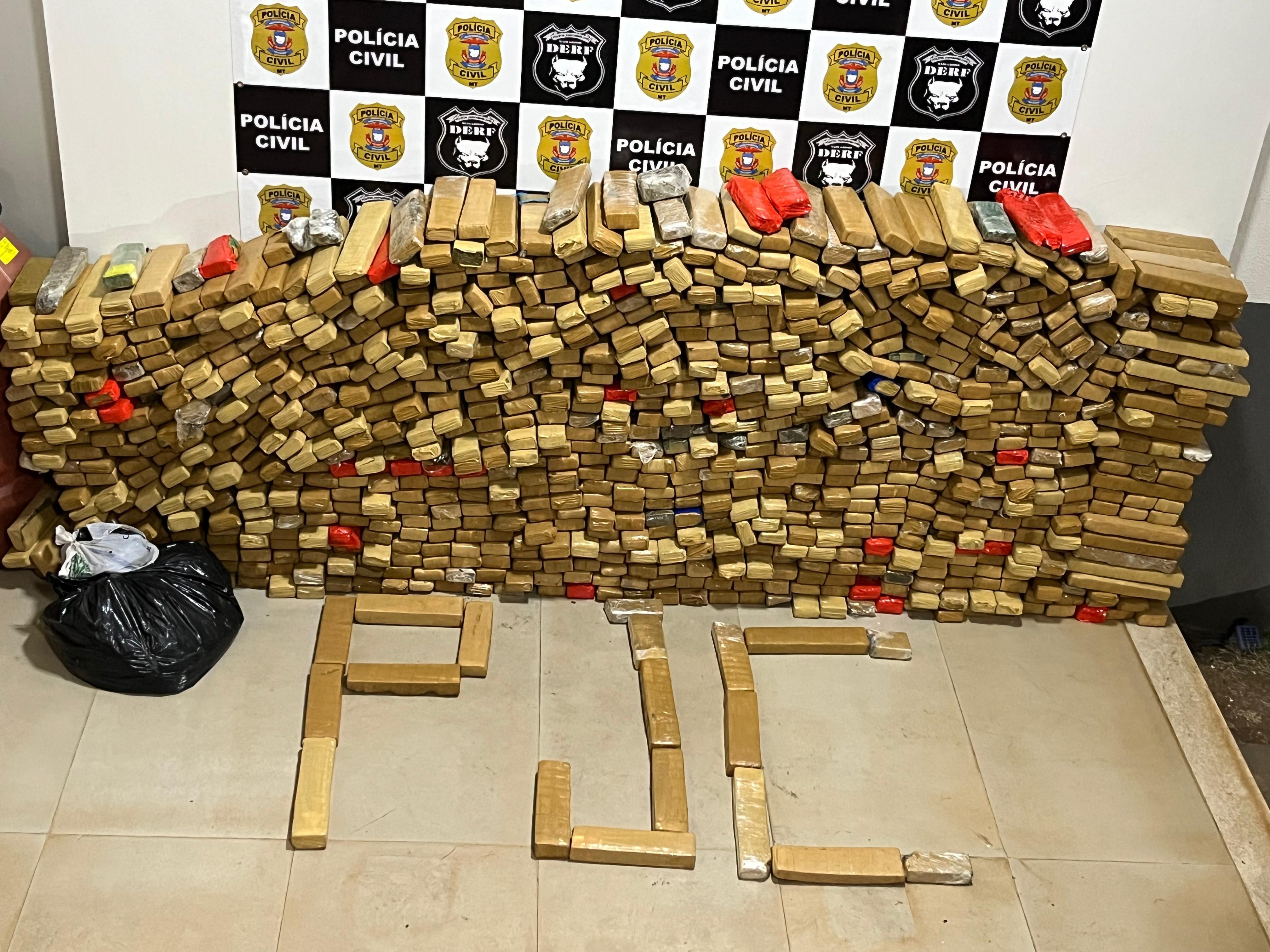 Polícia desarticula facção e apreende 928 tabletes de maconha em MT