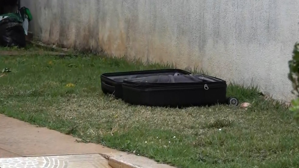 Artefato explosivo foi encontrado em residência — Foto: RPC