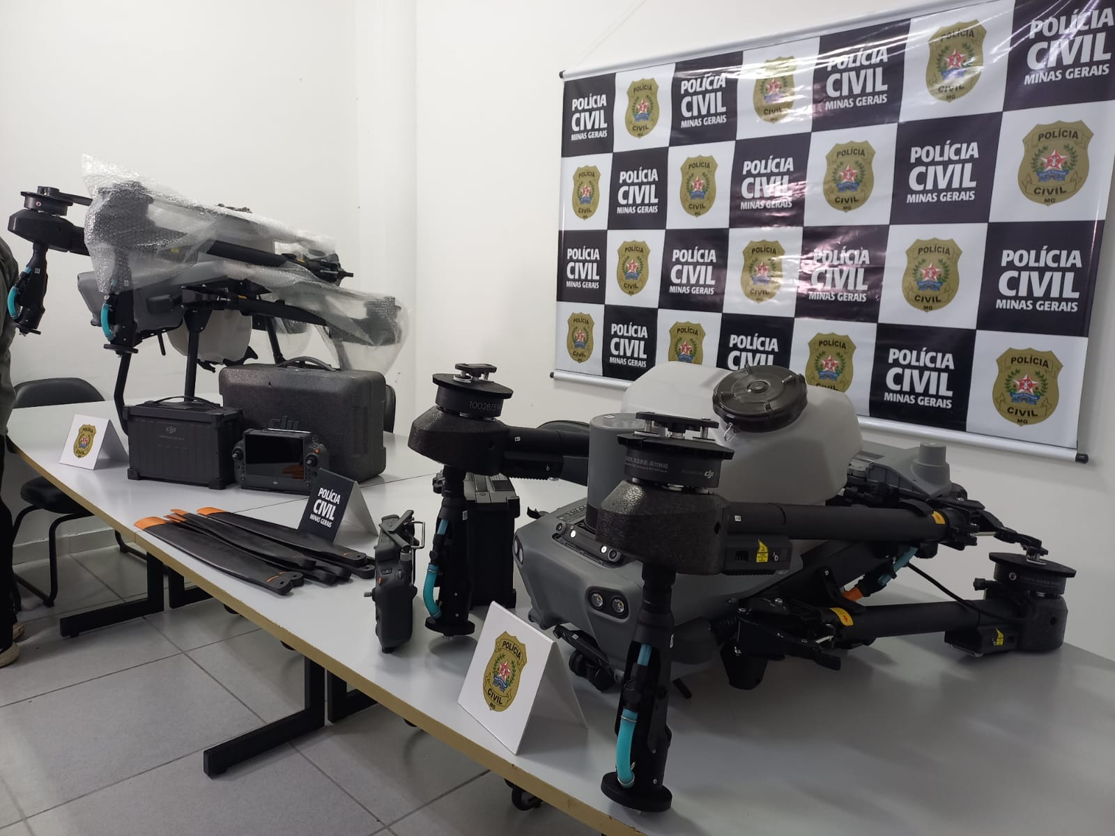 Drones avaliados em R$ 250 mil roubados no TO são apreendidos em loja de assistência técnica de Uberlândia