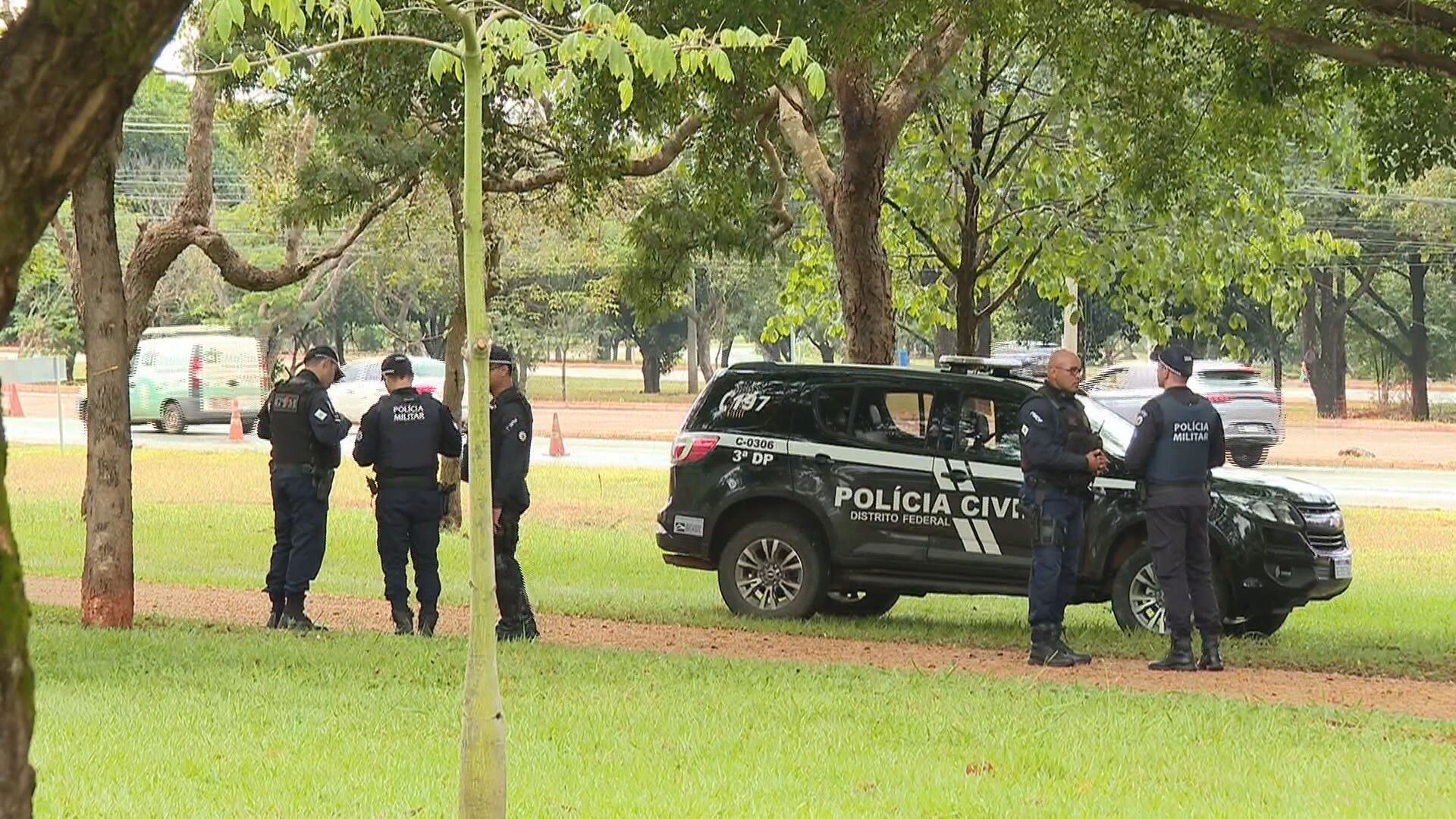 Homem é suspeito de atirar em pessoa em situação de rua em ciclovia no DF 