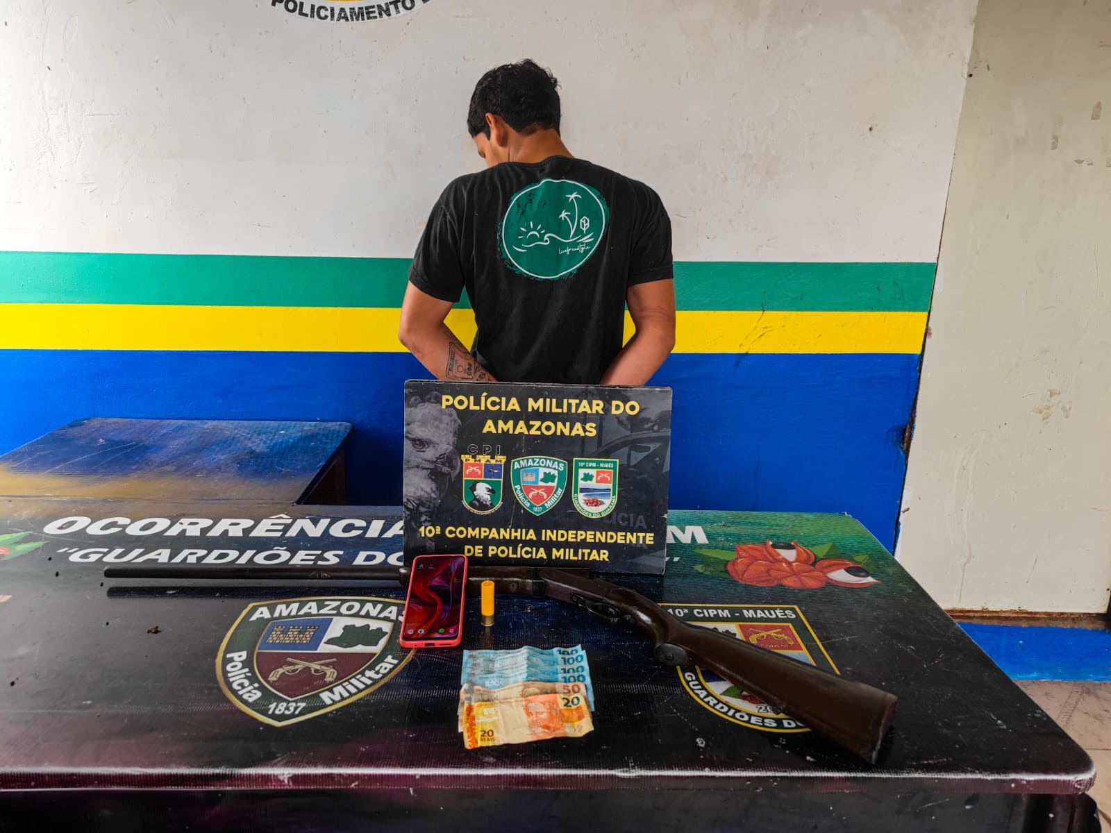 Mais um foragido de fuga em massa em Maués é recapturado com arma e dinheiro