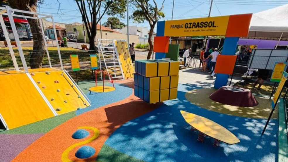 Parque Girassol foi inaugurado em Campo Florido, no Tri&acirc;ngulo Mineiro &mdash; Foto: Prefeitura de Campo Florido/Reprodu&ccedil;&atilde;o