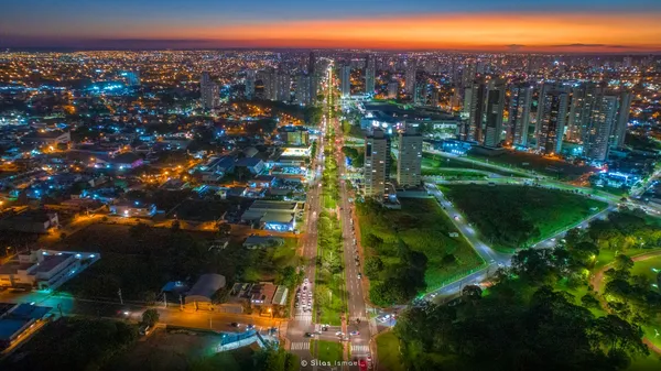 Principal avenida de Campo Grande, a Afonso Pena. — Foto: Silas Ismael/Arquivo Pessoal