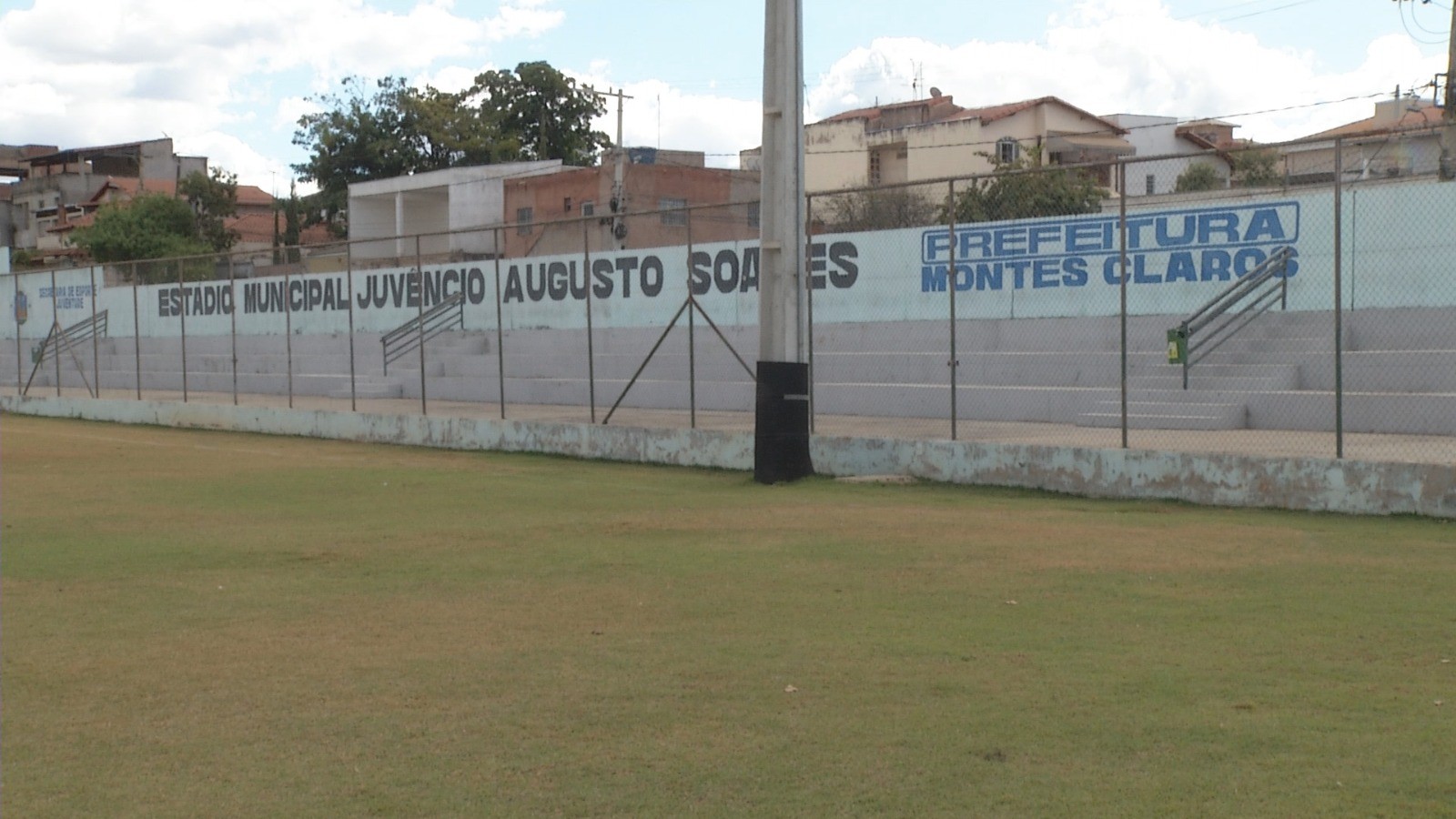 Estádio João Botelho, em Montes Claros, vai passar por obras para receber jogos do Mineiro em 2026