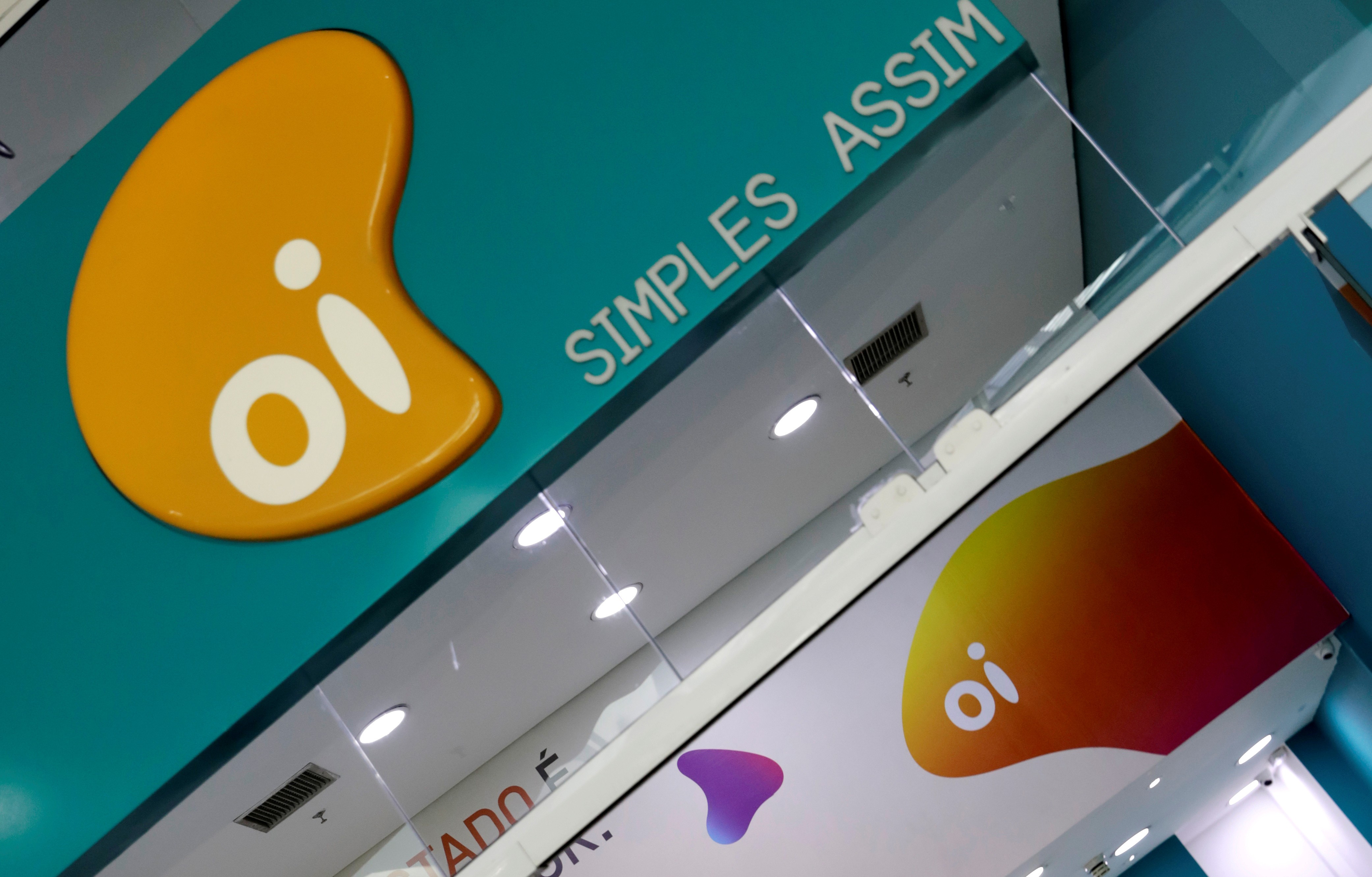 Oi tem falência decretada pela Justiça