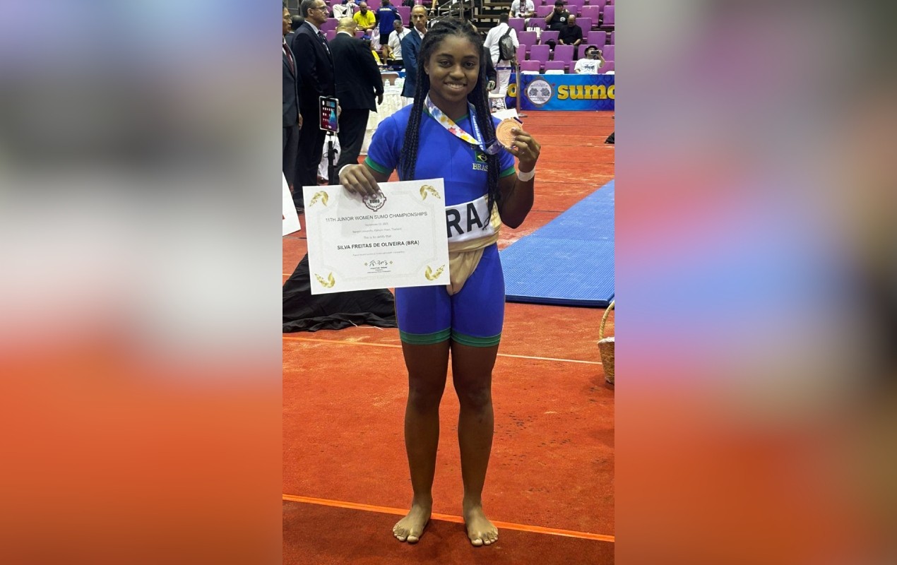 Conheça a rotina da adolescente do interior de SP medalhista no mundial de sumô na Tailândia