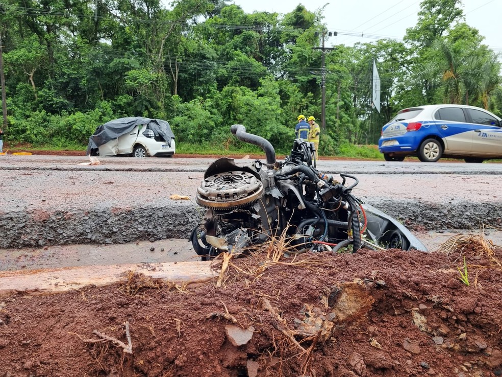Após invadir casa e esfaquear ex-companheira, homem se envolve em acidente e morre em Foz do Iguaçu — Foto: William Brisida/RPC Foz do Iguaçu