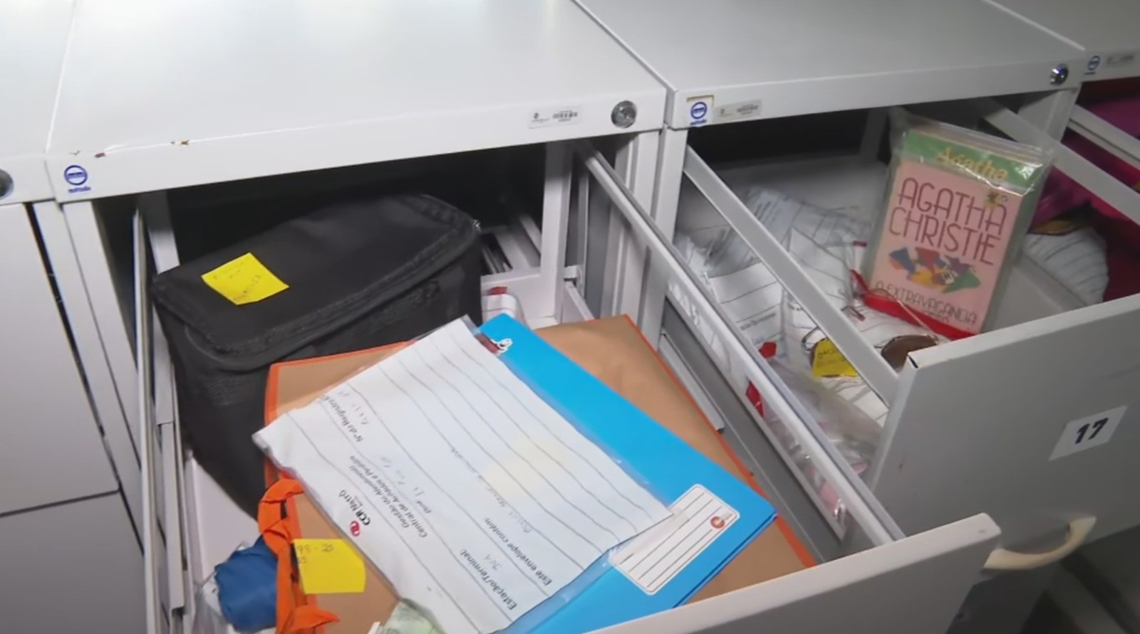 Saiba como encontrar objetos perdidos no metrô de Salvador; entre itens estão documentos, televisão, videogame e até vestido de noiva