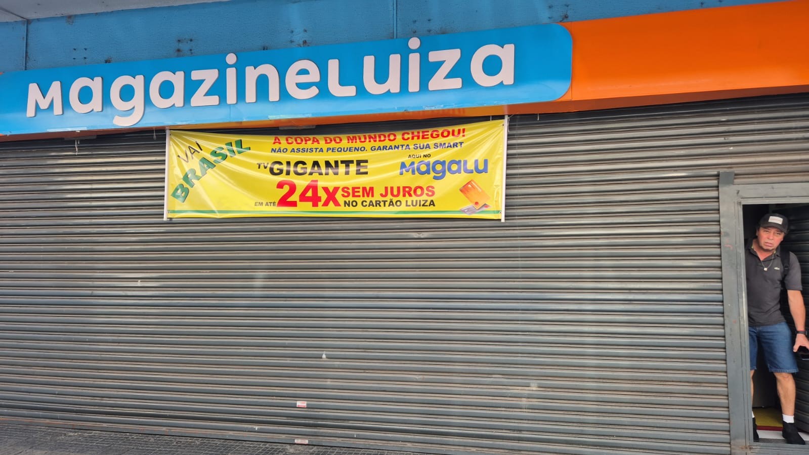 Assalto em Piracicaba: trio faz funcionários e clientes de reféns em loja no Centro
