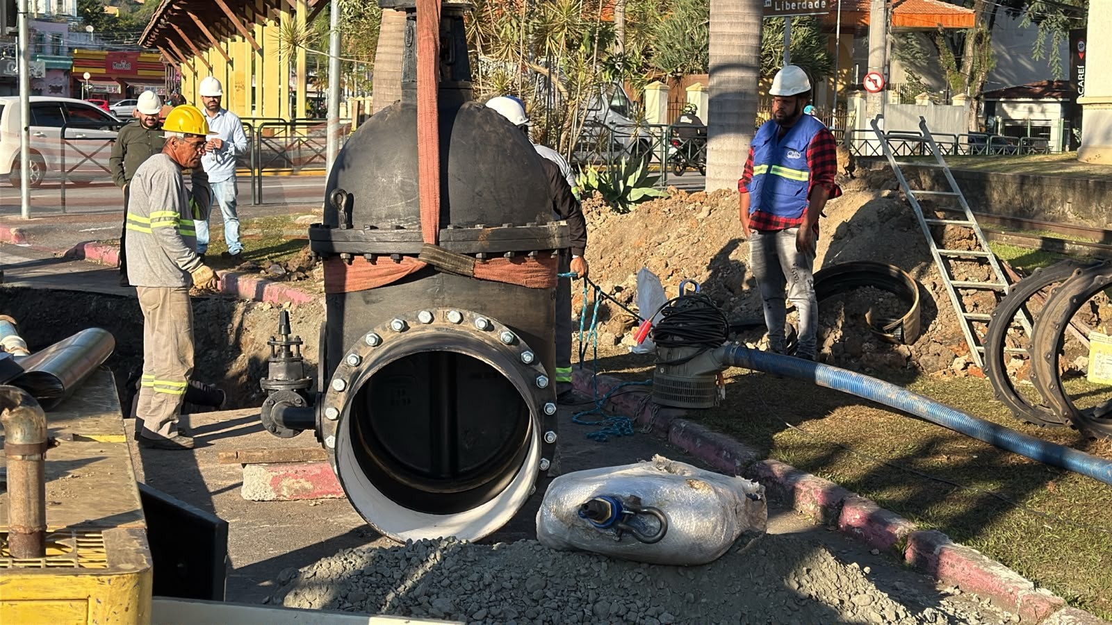 90 mil moradores seguem sem água em Jacareí nesta quarta; abastecimento deve voltar à noite