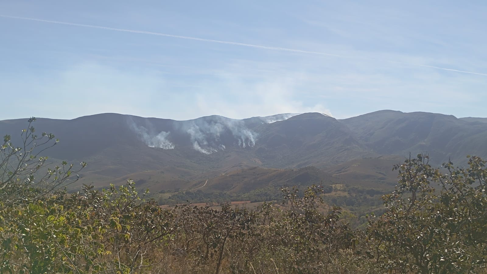 Incêndio que destruiu dois mil hectares da Serra da Canastra foi iniciado em ação planejada de manejo, diz direção do parque