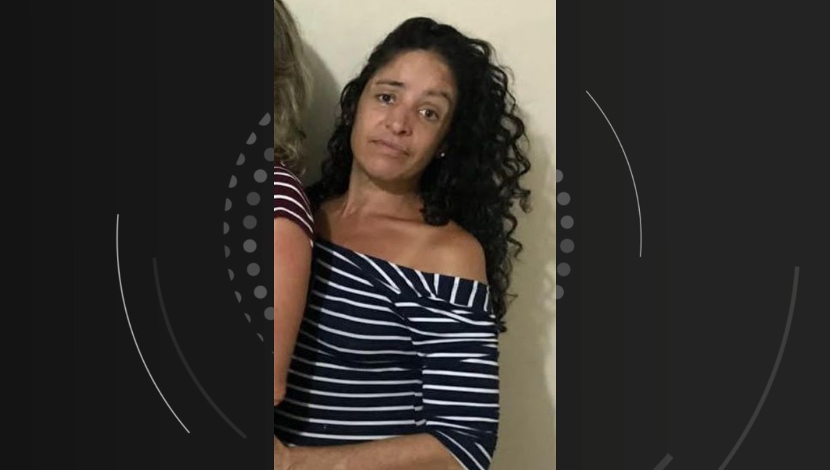Mulher é morta a facadas dentro de casa em Ipatinga