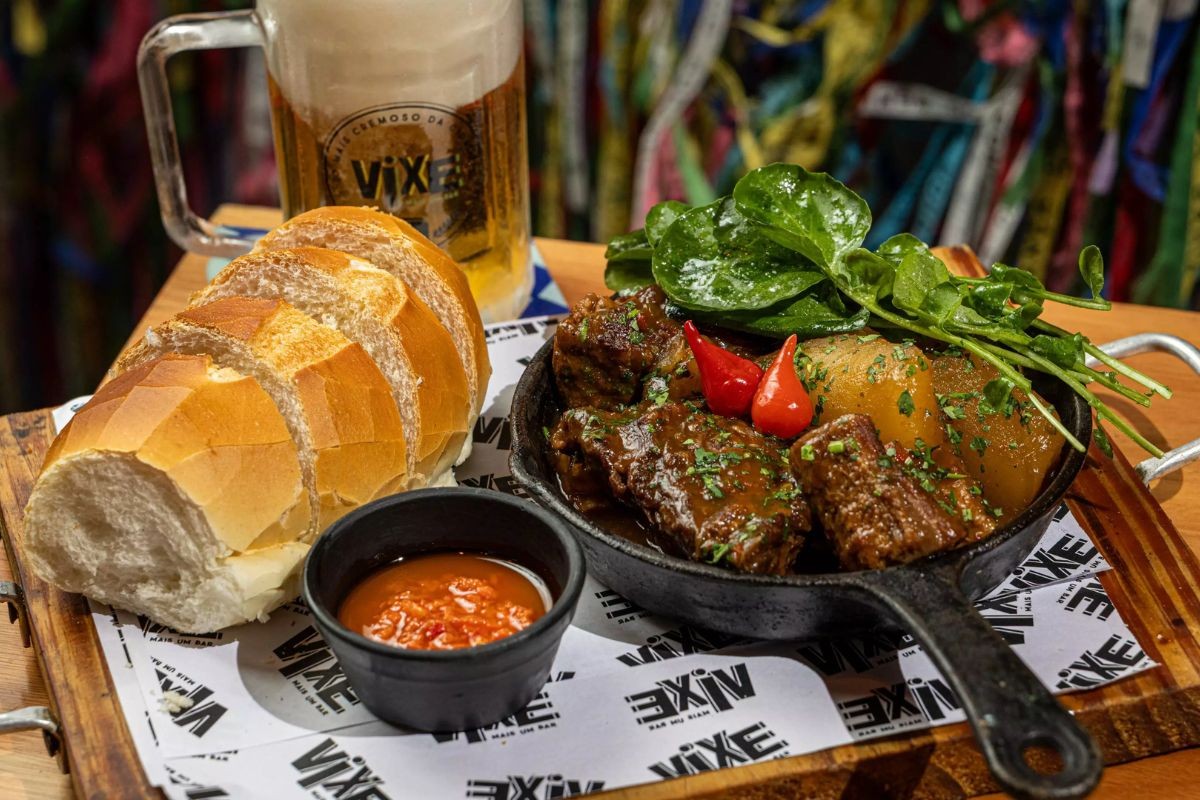 Festival Petiscaria elege 'Vaca Atolada' como melhor petisco de Santos