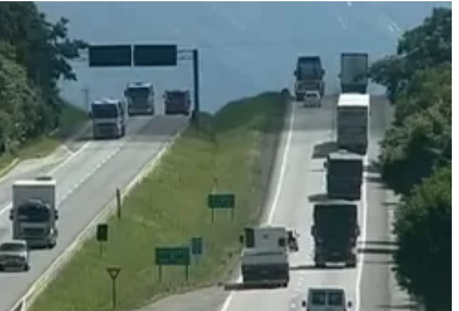 Motoristas trabalhavam até 12 dias seguidos sem folga; empresa é condenada por jornada exaustiva