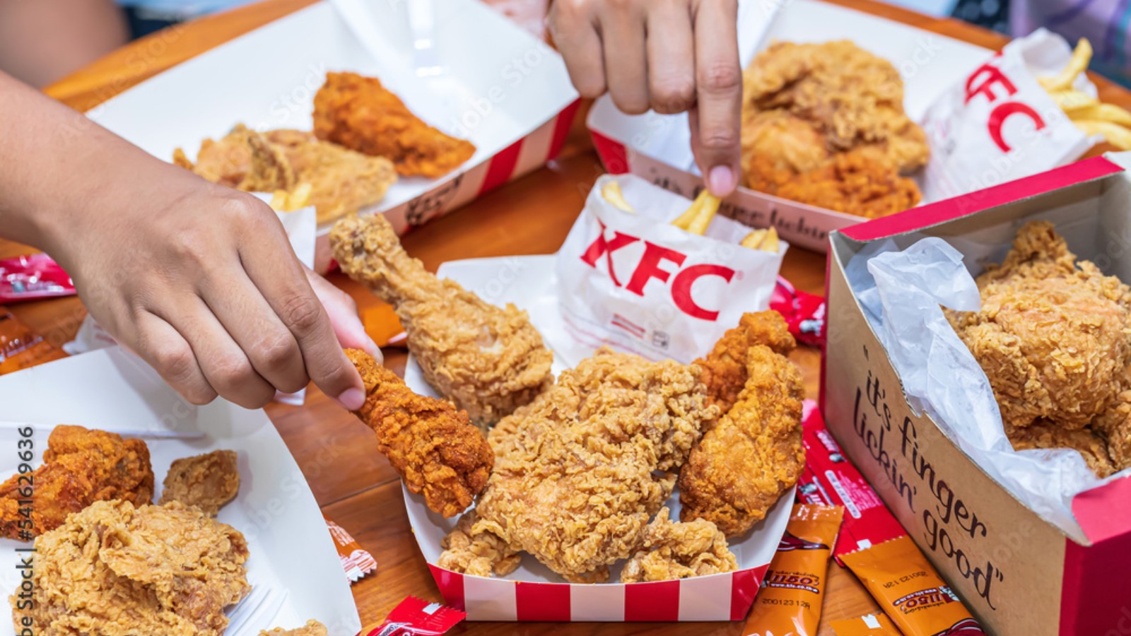 Pátio Limeira Shopping celebra a chegada KFC e Taco Bell