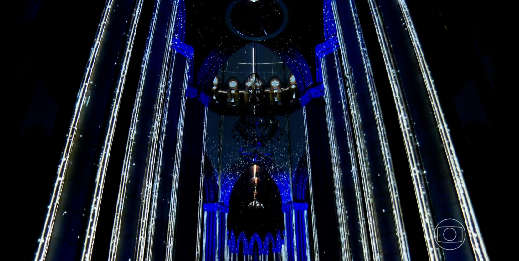 Espetáculo de luzes transforma a Catedral da Sé em São Paulo