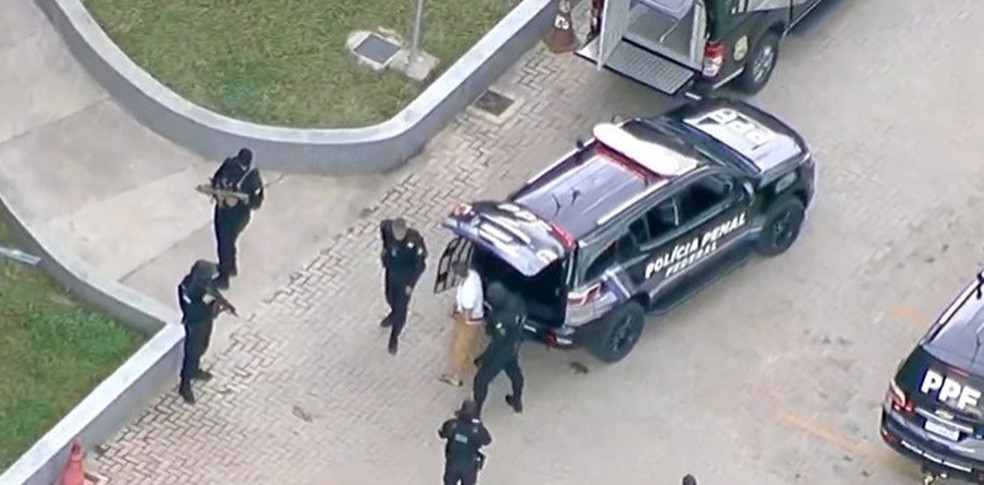 Daniel Vorcaro é transferido para Penitenciária Federal em Brasília. — Foto: Globonews/Reprodução