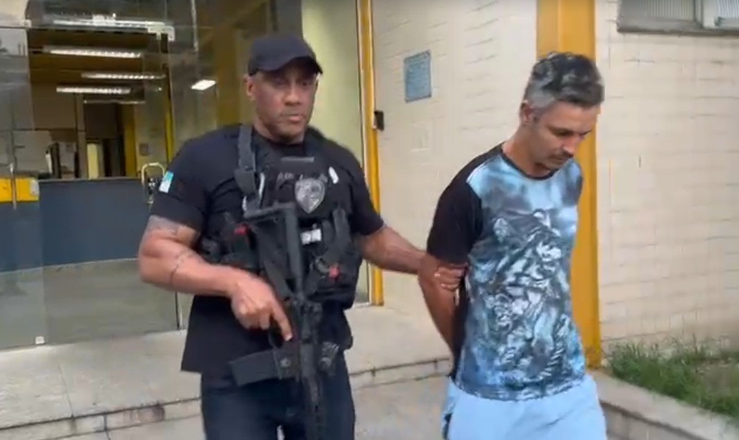 Polícia prende acusado de tentar atropelar e matar ex-namorada em Vigário Geral